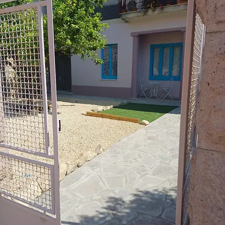 Διαμέρισμα Domos Ventuno Barùmini